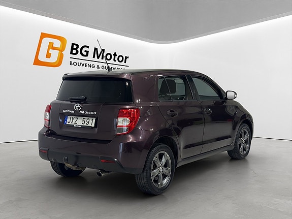 Toyota Urban Cruiser 4 of 18