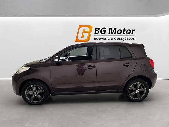 Toyota Urban Cruiser 7 of 18