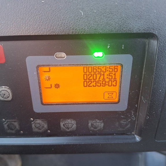 Toyota 8FBMT50 3 of 4