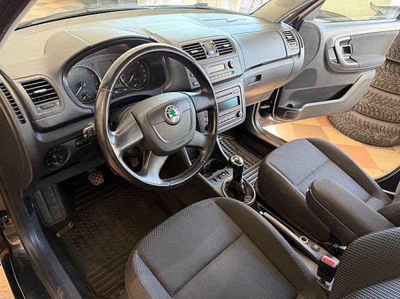 Skoda Fabia 11 of 27