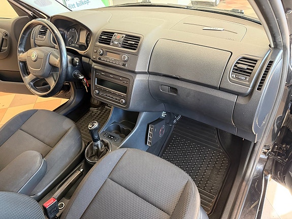 Skoda Fabia 13 of 27