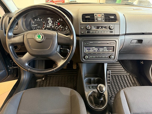 Skoda Fabia 16 of 27