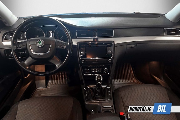 Skoda Superb 3 of 18
