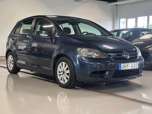Volkswagen Golf Plus 2 of 9
