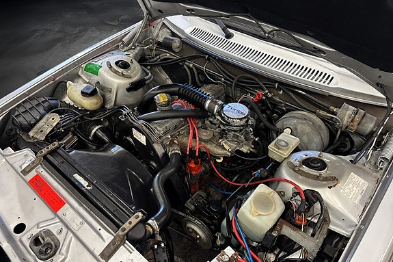 Volvo 244 25 of 26