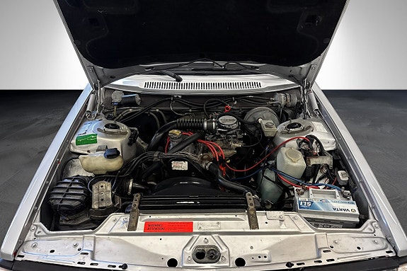 Volvo 244 24 of 26