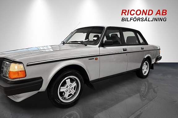 Volvo 244 14 of 26