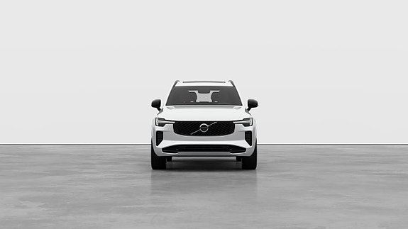 Volvo XC90 17 of 30