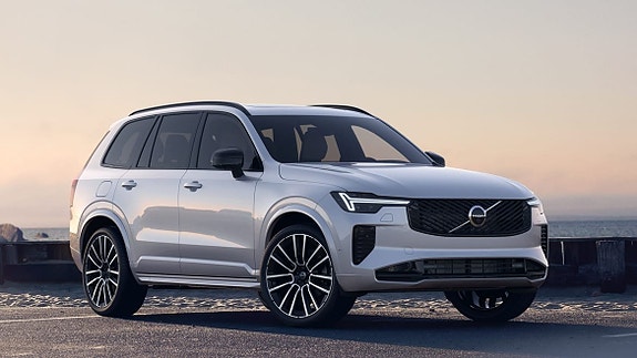 Volvo XC90 13 of 30