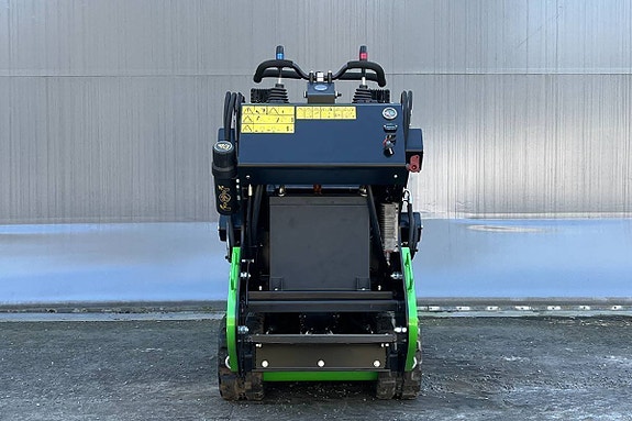 Skid Steer SK650 - Kompaktlastare - minidumper - BENSIN/EL 6 of 12