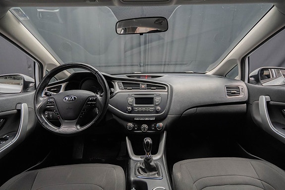 Kia Ceed 12 of 21