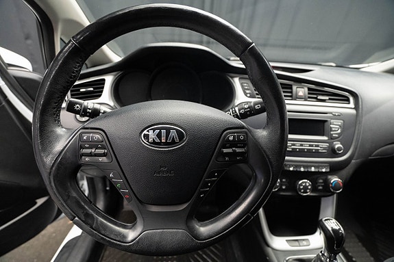 Kia Ceed 14 of 21
