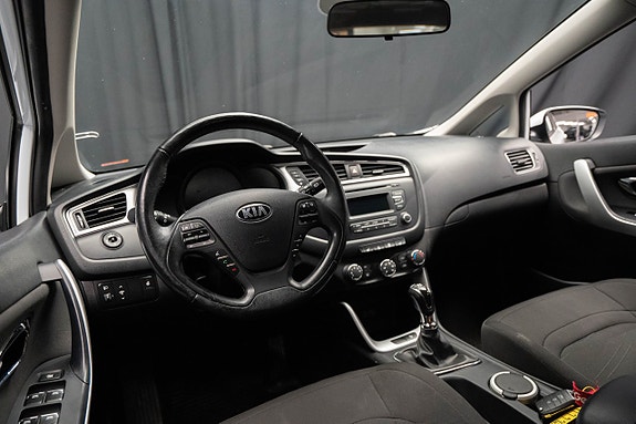Kia Ceed 10 of 21