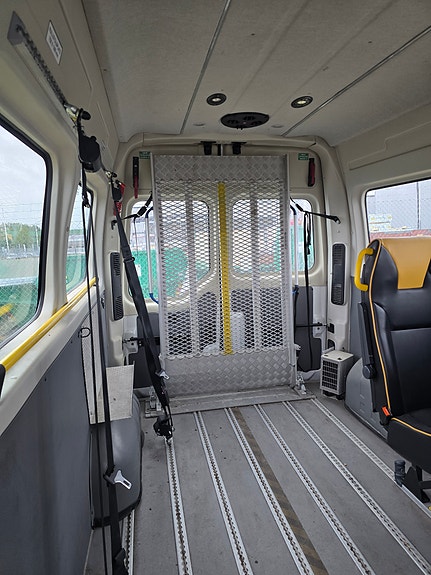 Opel Movano 4 of 7