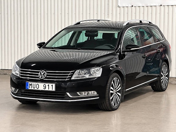 Volkswagen Passat 4 of 25