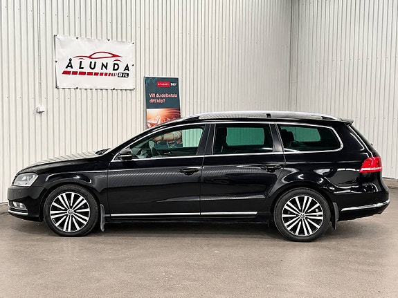 Volkswagen Passat 8 of 25
