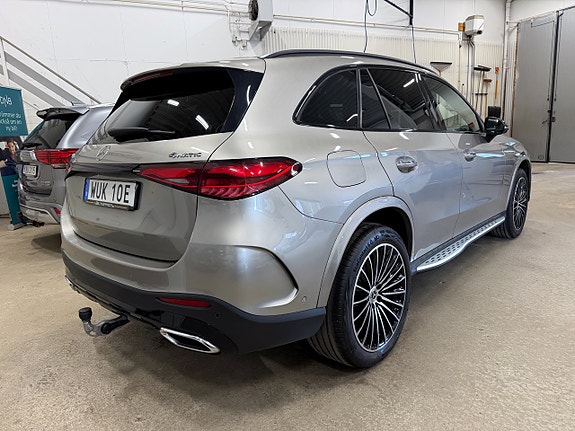 Mercedes-Benz GLC400 e 13 of 15
