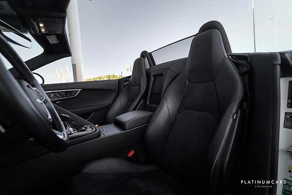 Jaguar F-TYPE 8 of 20