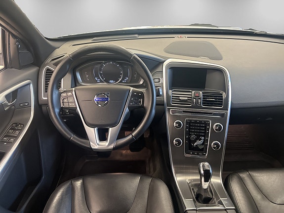 Volvo XC60 7 of 19