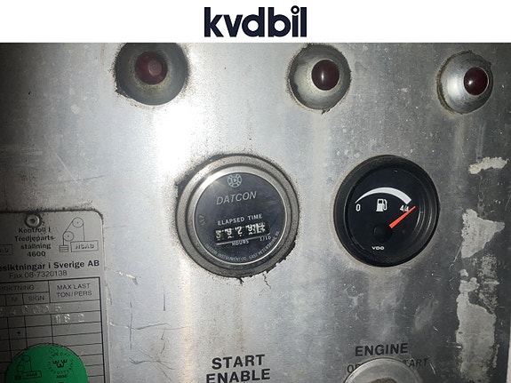 FMC MDL-40 Main deck loader (-79) 13 of 27