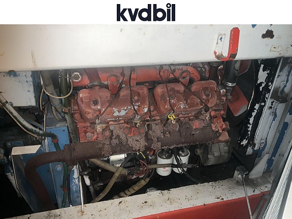 FMC MDL-40 Main deck loader (-79) 27 of 27