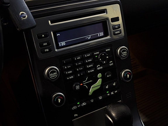 Volvo V70 19 of 21