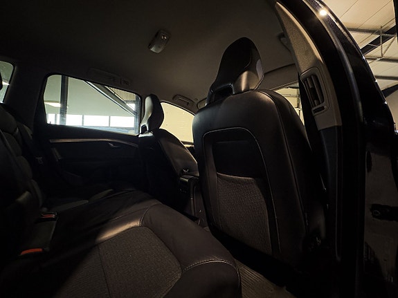 Volvo V70 14 of 21