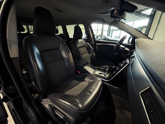 Volvo V70 12 of 21