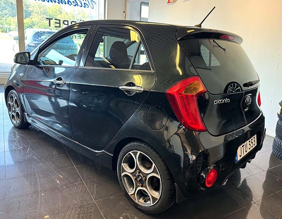 Kia Picanto 5 of 20