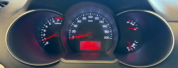Kia Picanto 18 of 20