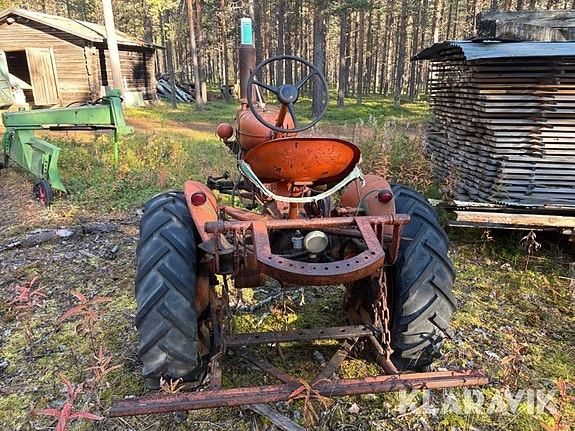 Veterantraktor Allis-Chalmers 4 of 6