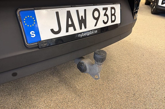 Polestar 2 13 of 17