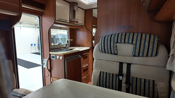 Laika X660R Campervan 8 of 15