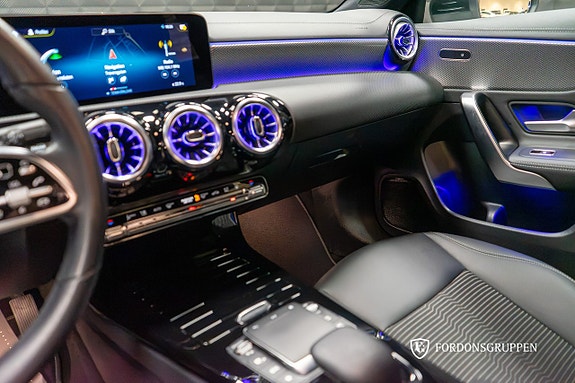 Mercedes-Benz CLA220 d 22 of 24