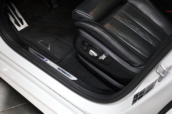 BMW X6 13 of 30