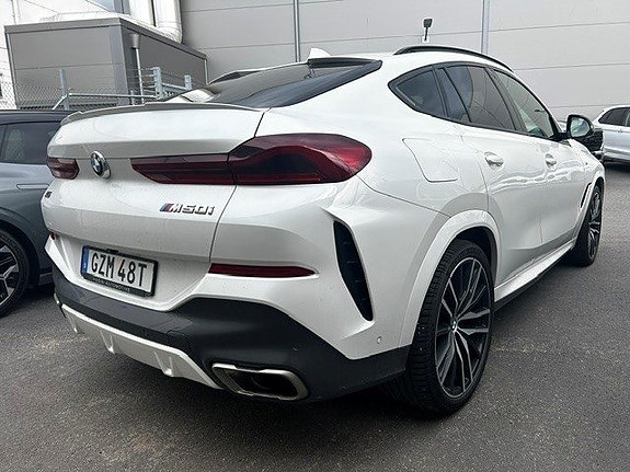 BMW X6 2 of 3