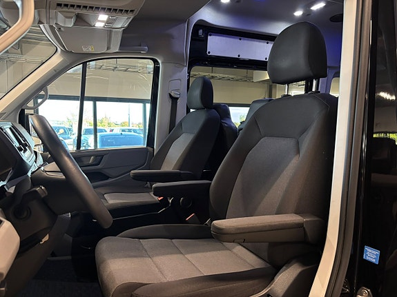 Volkswagen Crafter 35 17 of 28