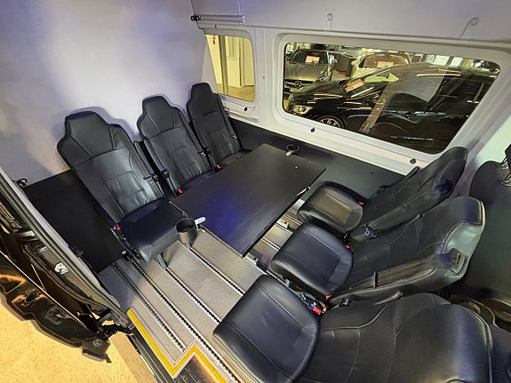 Volkswagen Crafter 35 14 of 28