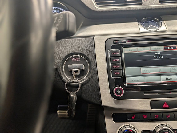 Volkswagen Passat Alltrack 20 of 29