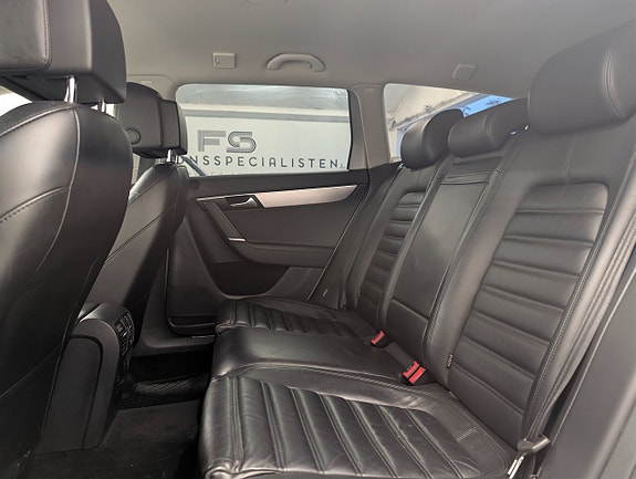 Volkswagen Passat Alltrack 10 of 29