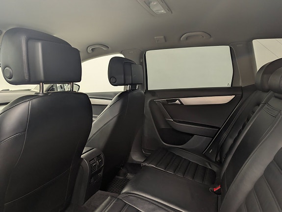 Volkswagen Passat Alltrack 28 of 29