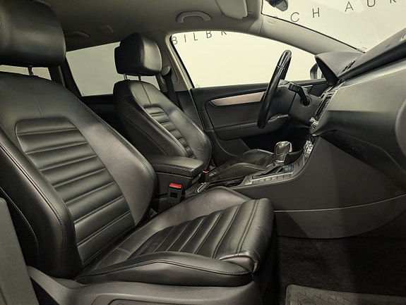 Volkswagen Passat Alltrack 8 of 29