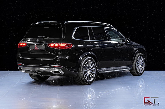 Mercedes-Benz GLS450 d 8 of 22