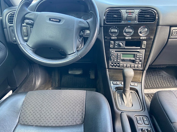 Volvo S40 8 of 13