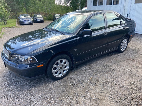 Volvo S40 4 of 13