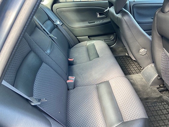 Volvo S40 7 of 13
