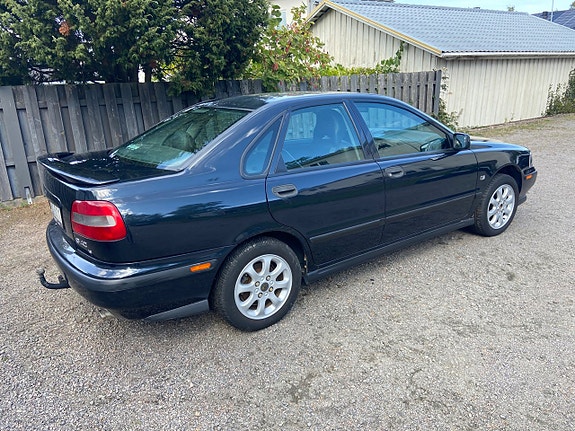Volvo S40 3 of 13