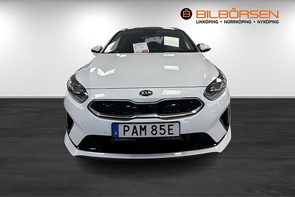 Kia Ceed 2 of 14