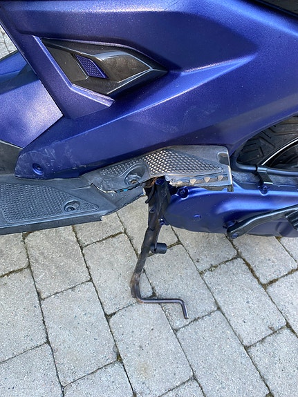 Yamaha Aerox 3 of 6
