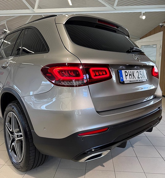 Mercedes-Benz GLC300 de 13 of 29